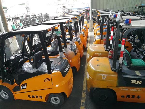 江南水果市场采购叉车案例